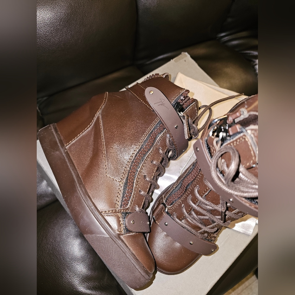 NIB NWT Giuseppe Zanotti Brown Leather  Wedge Sneakers Size 37.5